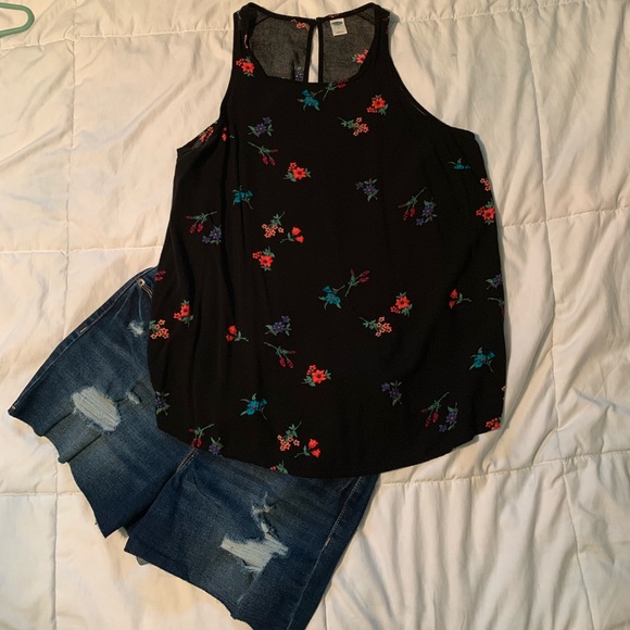Old Navy top - Picture 1 of 2